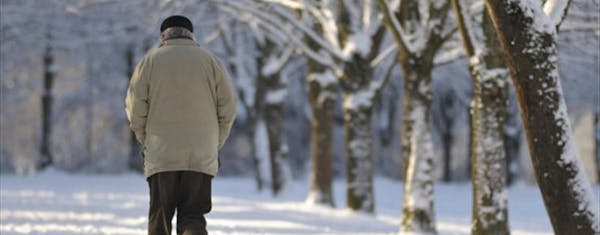 Anziani e allerta gelo, i rischi per la salute dei malati e delle categorie più fragili