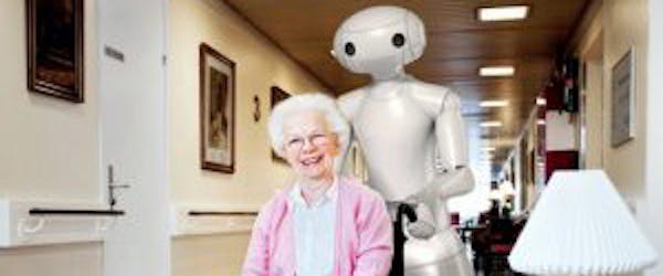 Giappone: saranno i robot ad assistere gli anziani