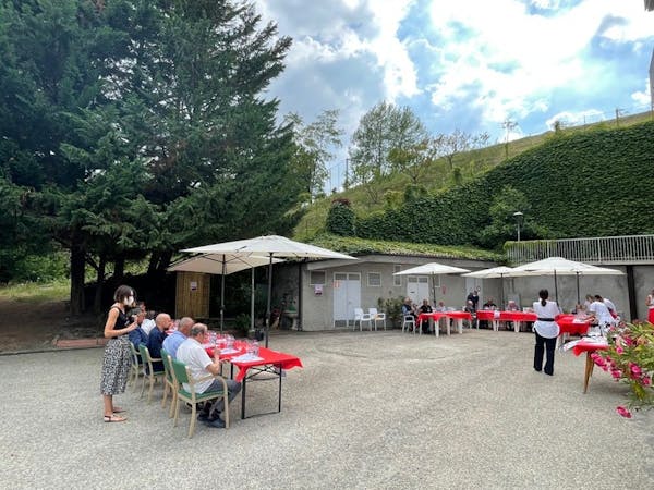 "Di-Vino in vino": a Monforte d'Alba (Cuneo) l'eccellenza enologica arriva in casa di riposo