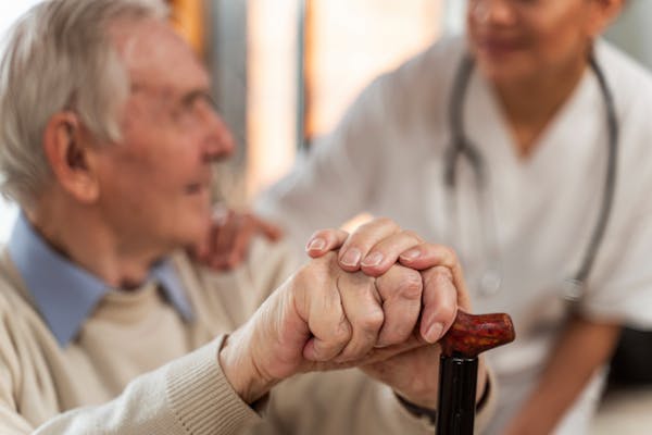 Senior living e Rsa: un settore strategico ma poco sostenuto in Italia