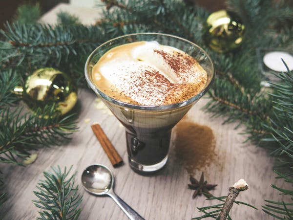 Dolci per Natale al cucchiaio: 6 idee morbide e gustose