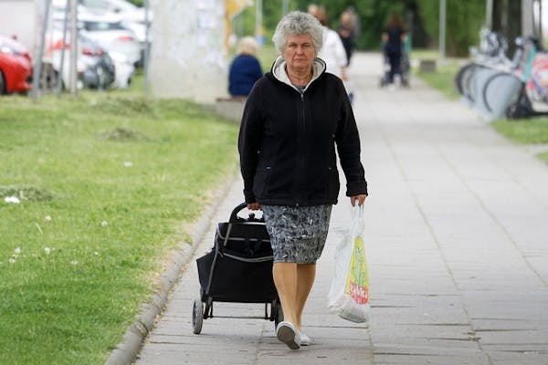 Kletcasse: le casse lente fatte apposta per alleviare la solitudine degli anziani