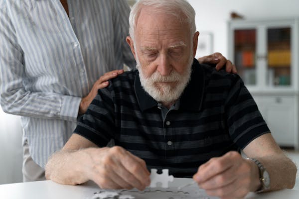 Esame del sangue per l'Alzheimer potrebbe rivelare la malattia anni prima dei sintomi