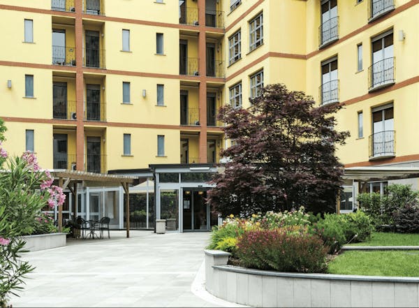 “Una Biblioteca per Sognare”: luogo di lettura terapeutica presso la RSA Santa Lucia di Milano