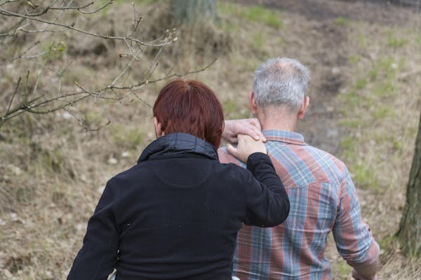 Il 90% degli anziani non autosufficienti in Italia è assistito dai familiari