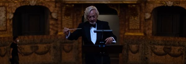 "Quel posto nel tempo": il film con Leo Gullotta sull'Alzheimer girato alla Reggia di Caserta