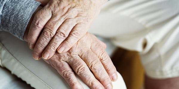 Malati sospesi: l’impatto della pandemia sulle persone con Parkinson
