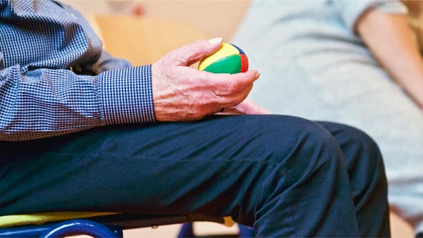 Esercizi di riabilitazione semplici da fare a casa