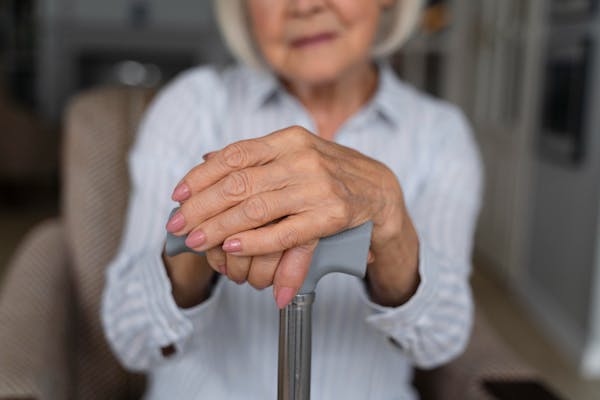 Studio italiano rivela possibile indicatore precoce del Parkinson nel sangue