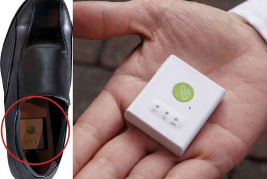 Dal Giappone le scarpe con il GPS per localizzare i malati di Alzheimer