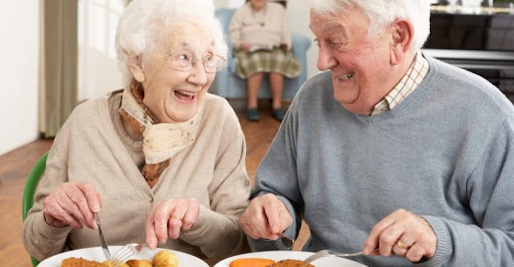 La corretta alimentazione per gli over-65. Le raccomandazioni di AIRC