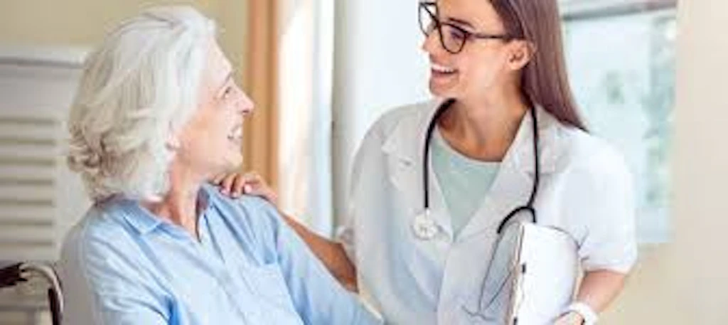 In Italia poco più di 2000 geriatri per curare circa 14 milioni di anziani