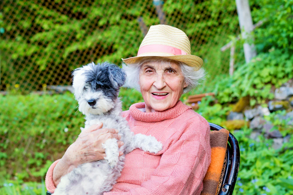 Benessere degli anziani: l'emendamento al DDL Anziani promuove la convivenza con gli animali domestici