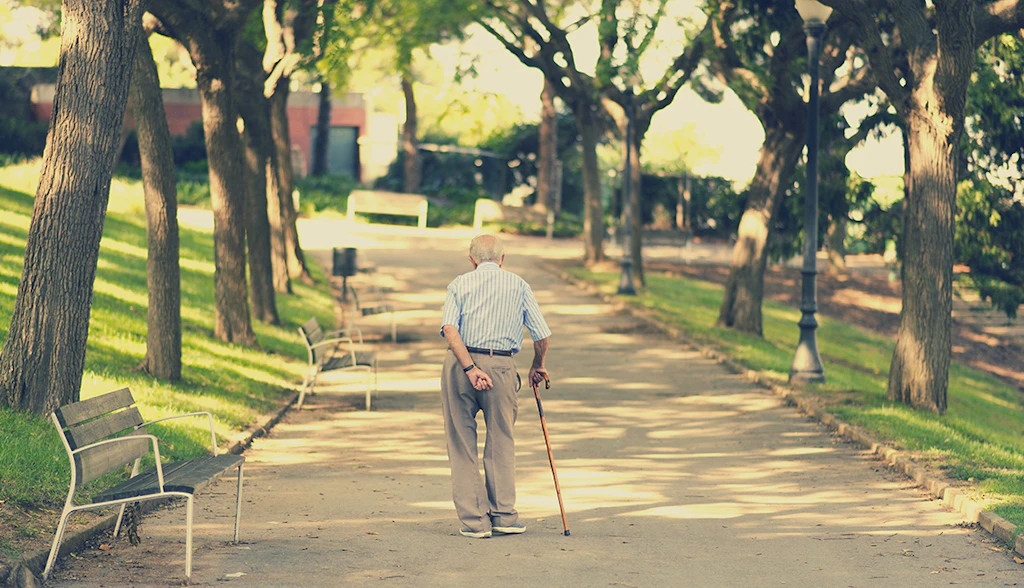 Il wandering negli anziani: tutto quello che devi sapere
