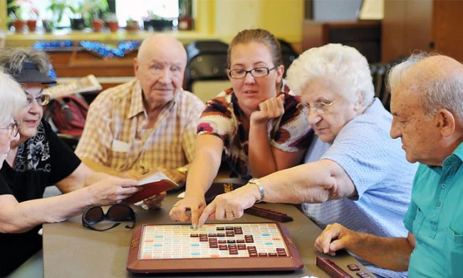Agevolazioni per gli over 65, ecco alcuni aiuti che possono essere un valido supporto per gli anziani