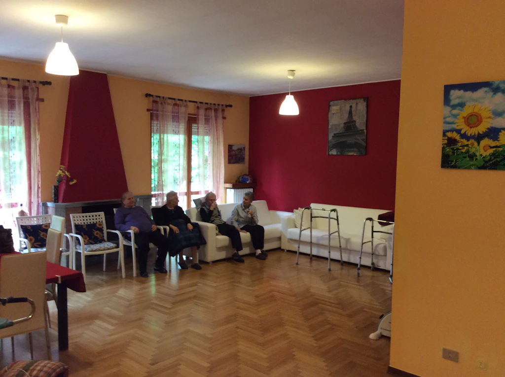 Foto di Casa Famiglia per Anziani Luna