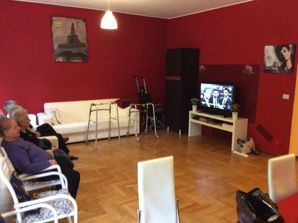 Foto 5 di Casa Famiglia per Anziani Luna