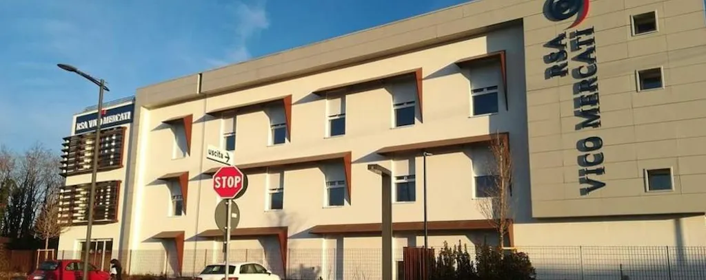 Residenza Anni Azzurri Vico Mercati