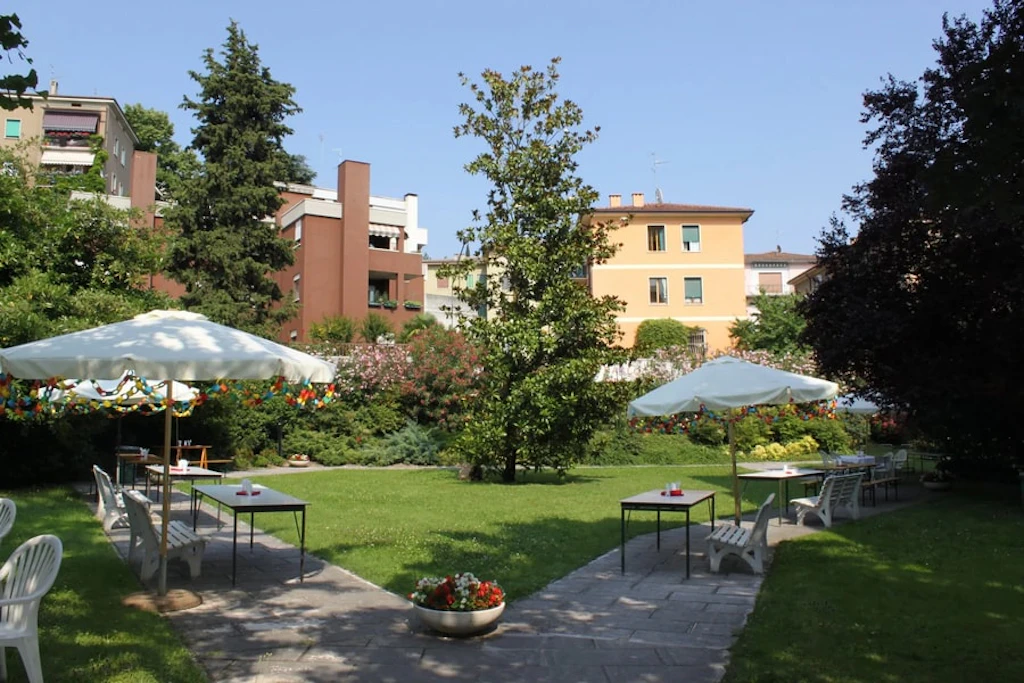 Foto di Casa di Riposo e Soggiorno per anziani S. Anna