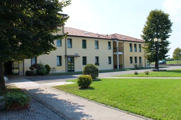 Foto di Corte Loredana - Soggiorno per Anziani