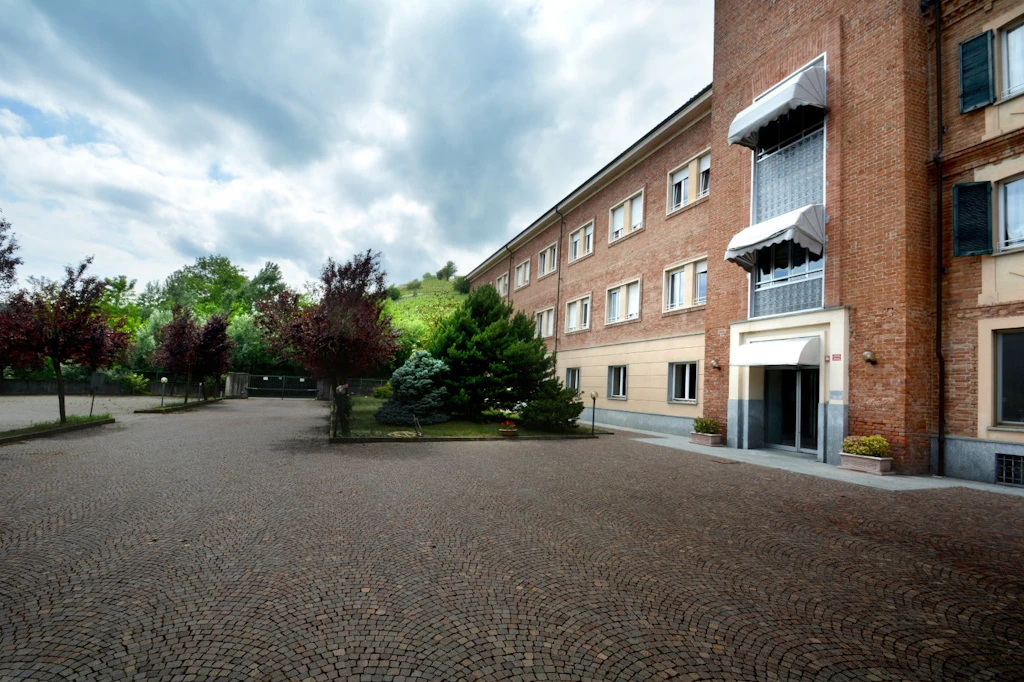 Foto 2 di Residenza Villa Cora - Canelli